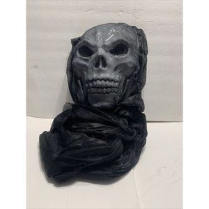 halloween skull hanging prop decor, prop Large